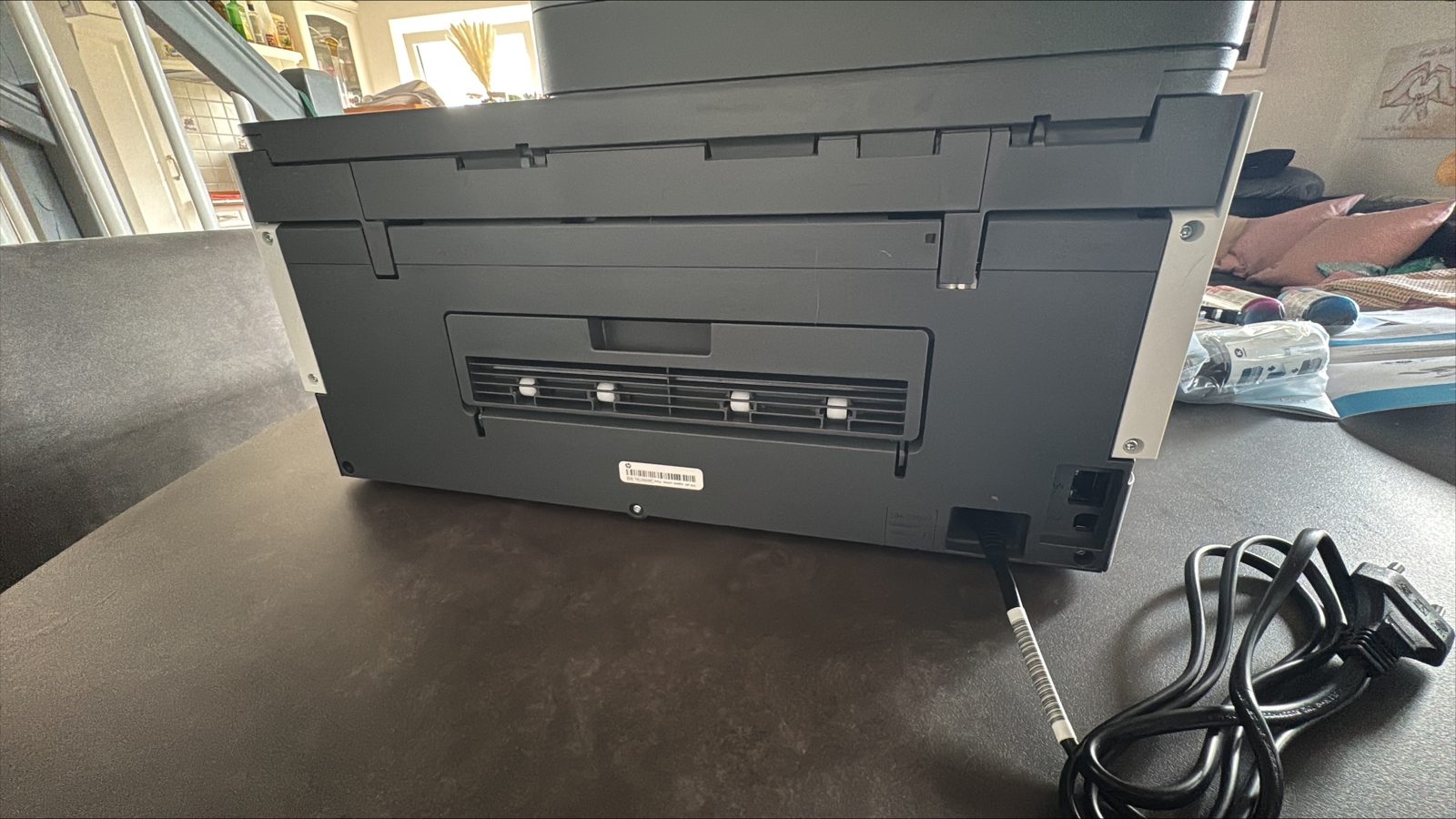 Rückseite des HP Smart Tank 7305 mit Anschlüssen und Duplex-Einheit