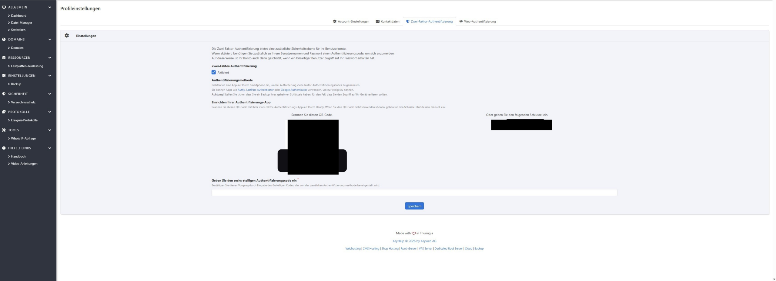 KeyHelp 2FA aktiviert: QR-Code und geheimer Schlüssel (hier geschwärzt) zum Einrichten der Authenticator-App